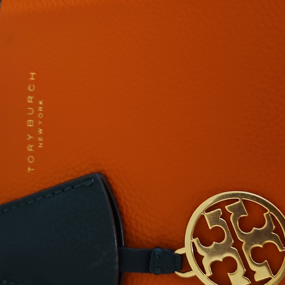 NWOTs Tory Burch Perry Triple Compartment Tote. - Picture 3 of 12